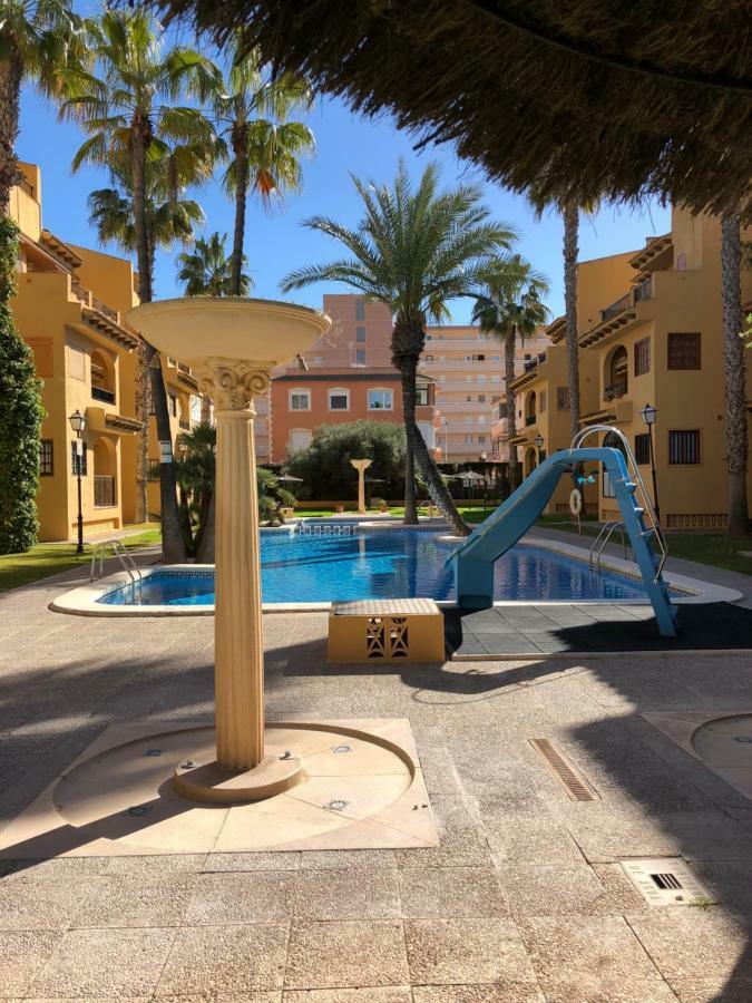 Modern Apartment Near The Beach La Mata  Exteriér fotografie